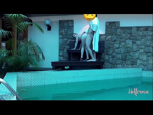❤️ Chef inviterer stuepige til poolen, men kunne ikke modstå en hot ❤ Porno at da.com-milf-300.ru ️
